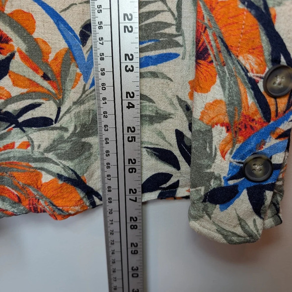 Chico's Tropical Print Linen Blend Short Sleeve Collared Open Neck Top Size L 2 - Picture 7 of 7